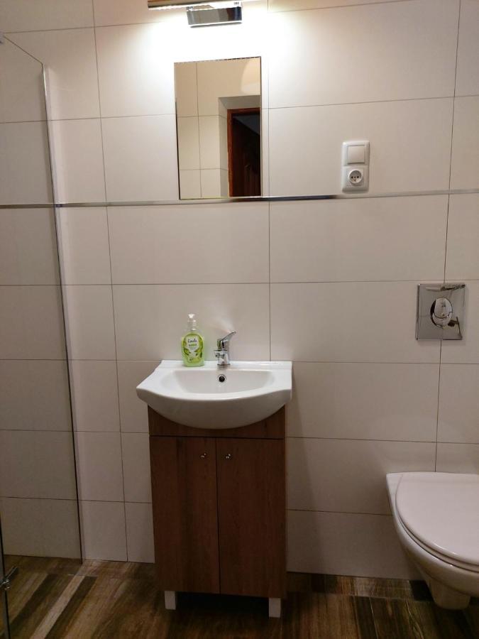 Eko Dworek Tylko 1500M Do Wejscia Energylandii Zator Exteriör bild